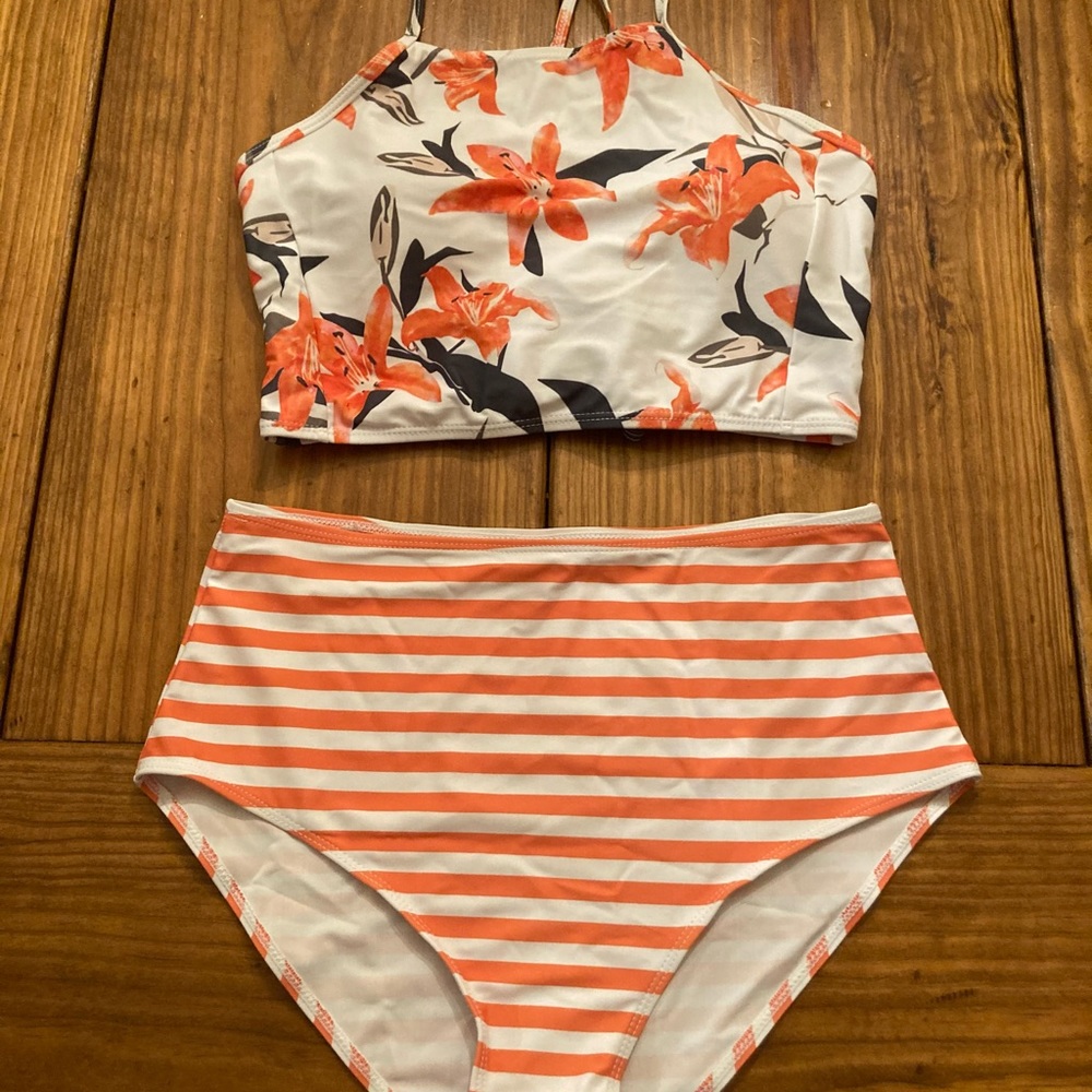 Striped 2 piece swimsuit size Medium